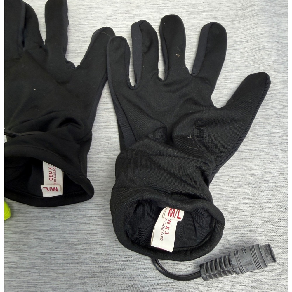 Gears Canada Gen X 3 Heated Glove Liners & Seirus Windproof Gloves M/L Blk Neon